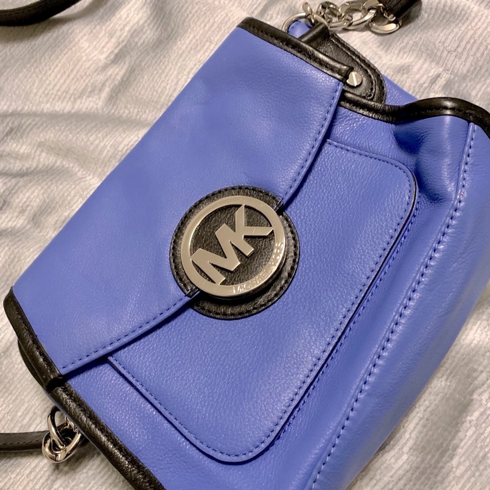 Michael Kors Signature purse Blue Silver Logo